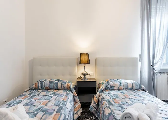 Guesthost - Modern & لا سبيتسْيا